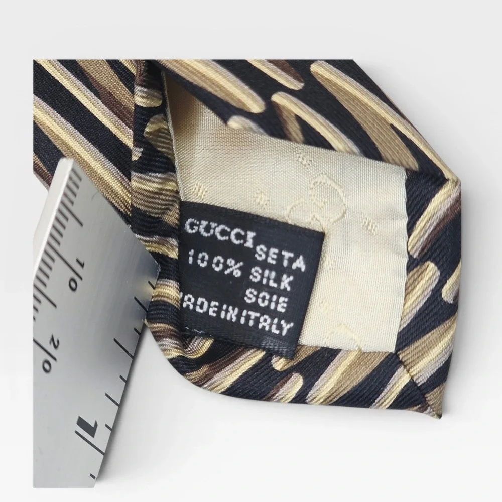 Gucci Mens Silk Tie Geometric Zig Zag Tan Brown Black Made in Italy Luxury